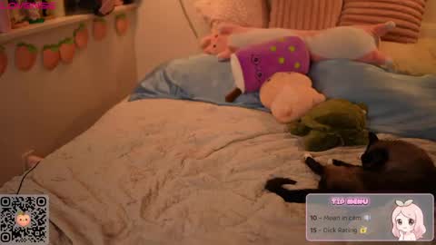 peachypeachgirl online show from April 6, 4:46 am