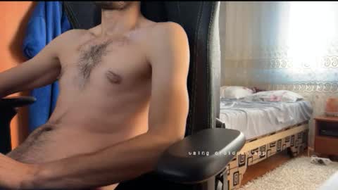 Snapshot of peanutmikk chatting on November 1, 7:07 am peanutmikk online show from November 1, 7:07 am