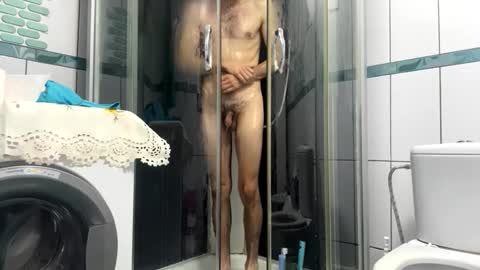 Snapshot of peanutmikk chatting on October 8, 8:20 am peanutmikk online show from October 8, 8:20 am