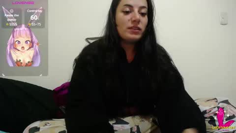 Snapshot of pearl_3 chatting on January 18, 6:45 am Pearl online show from January 18, 6:45 am
