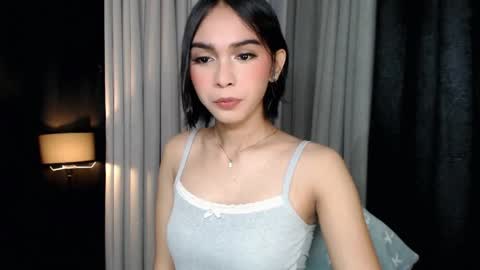 Pearl online show from April 10, 8:57 pm