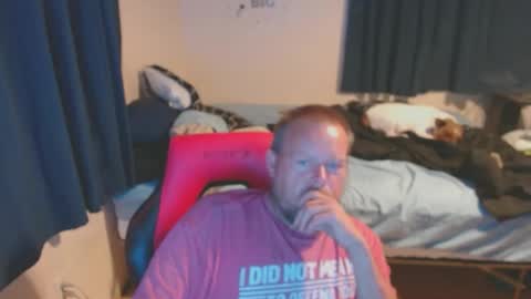 Snapshot of pecker40 chatting on September 18, 1:09 am pecker40 online show from September 18, 1:09 am