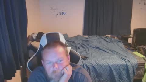 Snapshot of pecker40 chatting on February 10, 3:13 am pecker40 online show from February 10, 3:13 am