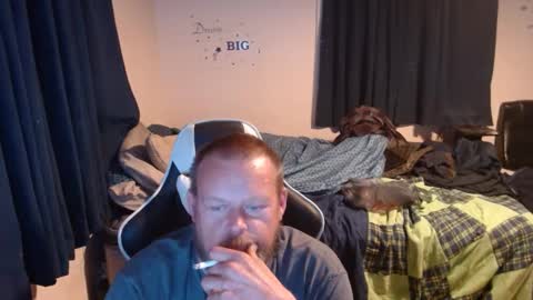 Snapshot of pecker40 chatting on January 23, 11:58 pm pecker40 online show from January 23, 11:58 pm