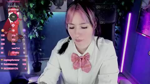 peggymcdean online show from October 31, 7:53 am