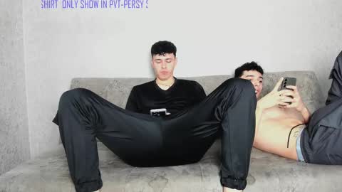 Snapshot of pelusos_mens chatting on September 22, 1:59 pm CAIN-19 ALLEN-18 RONALD-18 AUSTIN-18 MOD DANTE online show from September 22, 1:59 pm