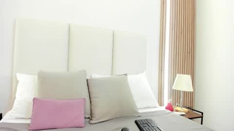 penelopeowenn online show from November 10, 4:15 am