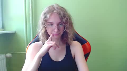 Penny online show from March 10, 7:34 am