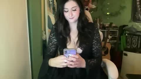 Snapshot of pennybabyy chatting on November 1, 12:55 am Penny Lane online show from November 1, 12:55 am