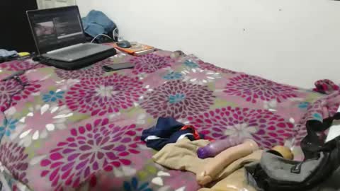 pepe39 online show from April 3, 7:59 am