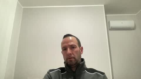 peppinslosqualo online show from February 7, 5:31 am