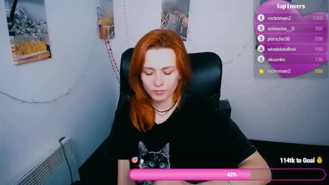 Mia online show from February 28, 7:34 am