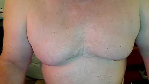 Snapshot of perfecto1957 chatting on January 11, 4:14 pm perfecto1957 online show from January 11, 4:14 pm
