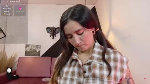 Snapshot of perla_campbell chatting on October 17, 8:24 pm online show from October 17, 8:24 pm