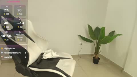   online show from March 7, 12:54 am