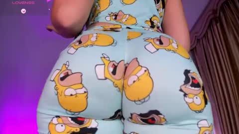 Perla online show from April 11, 2:27 am