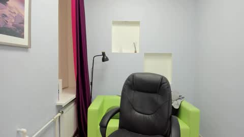 horror flying on the wings of the night.... online show from March 15, 7:28 pm