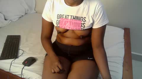 peru_queen online show from February 6, 7:23 am