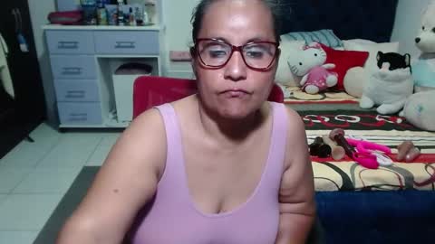 Snapshot of pervert_mommy_x chatting on September 22, 2:43 pm SAMY online show from September 22, 2:43 pm
