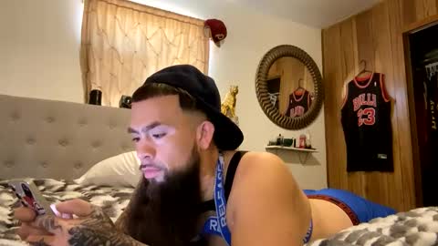 AKA perverted Step Daddy online show from January 17, 5:08 pm