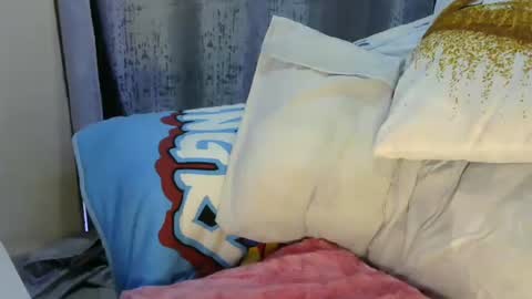 Petite loverr online show from February 26, 9:22 am