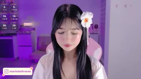 petite_marie_ online show from May 21, 4:30 am