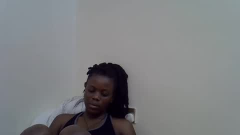 petite_melan online show from November 7, 10:18 am