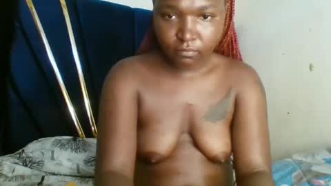 petite_shan online show from March 14, 5:44 am