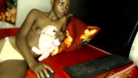 Petite Sarah online show from July 13, 5:27 pm