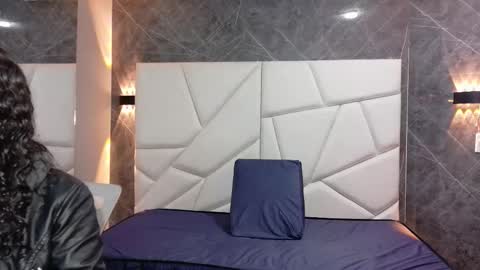 Moon  online show from November 21, 11:08 am