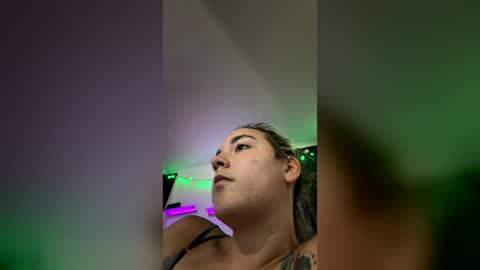 peytie0612 online show from July 8, 2:31 pm