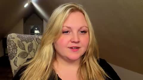 PhatAssBlond online show from May 9, 1:33 am