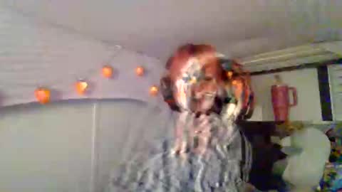 Pheebs online show from December 27, 5:09 am