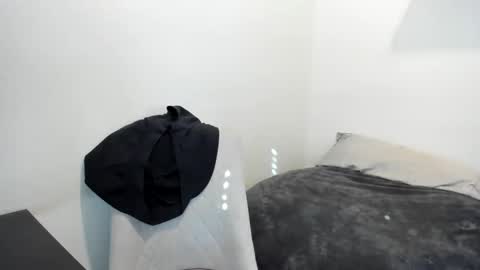 Jasmine Juice online show from January 14, 6:17 pm