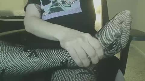 Mia online show from November 28, 3:47 am
