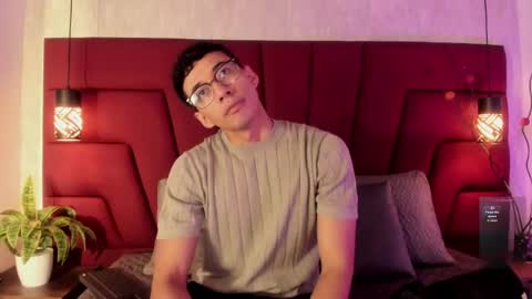 Milo online show from April 13, 11:36 am