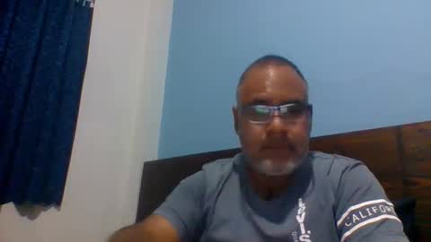 Phill online show from June 1, 4:25 am