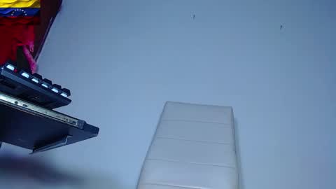 AdnierGnz online show from February 8, 3:48 pm