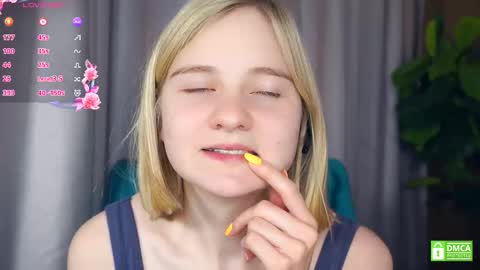 Hann G. Jones online show from November 8, 8:39 am