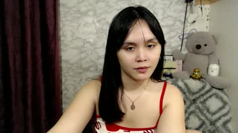 Ms Pia online show from March 7, 9:48 pm