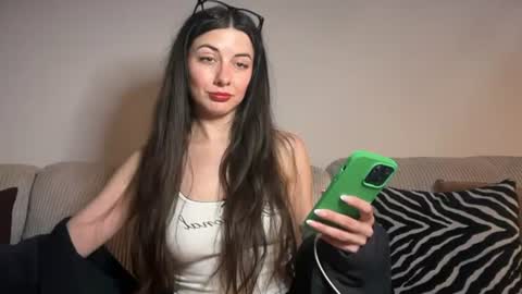 piper online show from June 20, 2:29 am