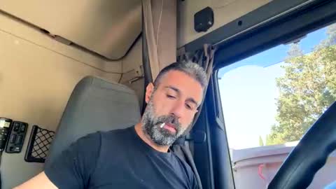 pierotu online show from October 24, 9:21 am