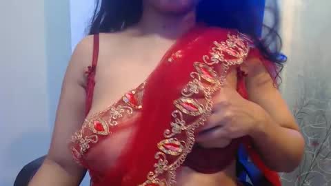 Sayra online show from April 4, 7:32 pm