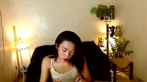 pinaybella_in_town online show from December 13, 11:23 am