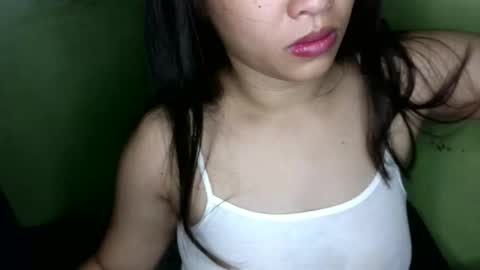 PinayHottie online show from October 23, 11:05 pm