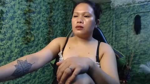 PnayMistress1983 online show from March 7, 3:29 am