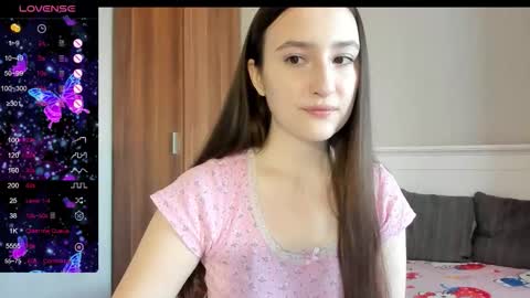 pingviluly online show from September 18, 6:06 am