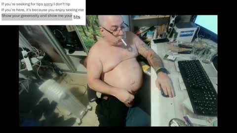 pini_z online show from December 30, 8:36 pm