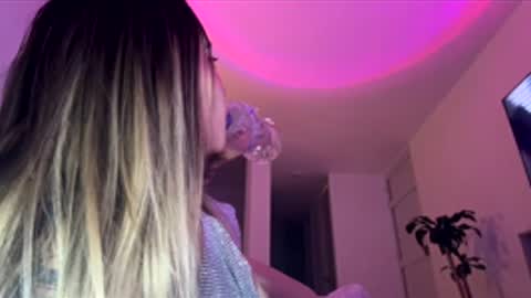 KELLY  online show from November 28, 11:23 pm