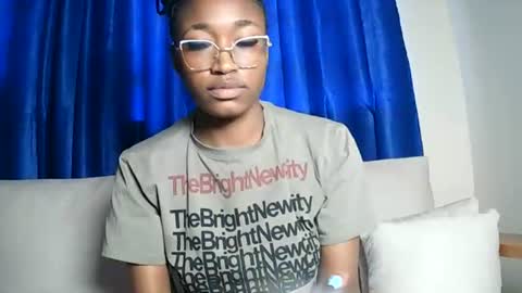 PinkyAura online show from June 29, 10:12 am